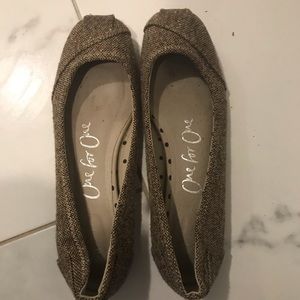 Toms ballet flats. Brown tweed